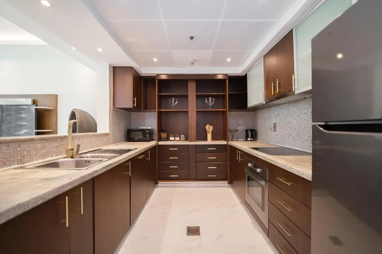 Luton Vacation Homes - Park Island, Marina View-Dubai Marina-60Ab5